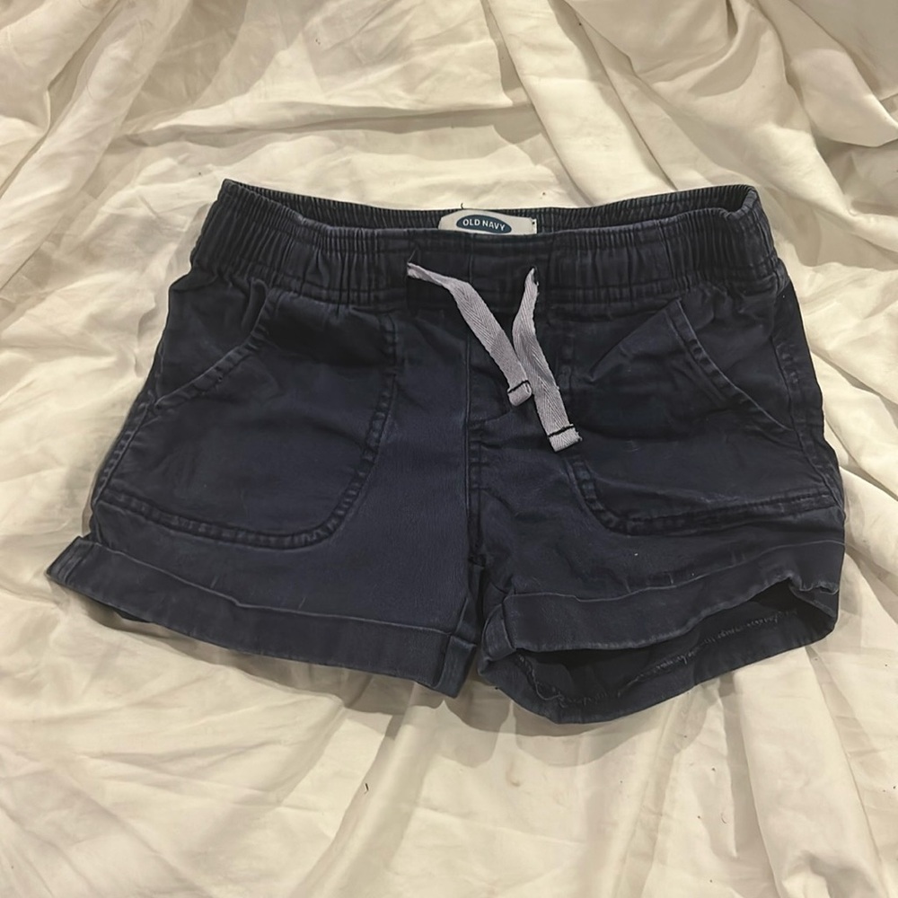 2 pairs of Old Navy Shorts girls sz6/7